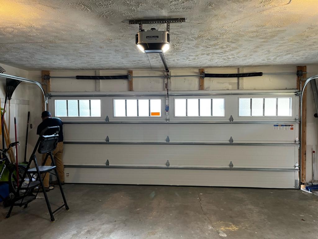 Garage Door Installation Lincoln, NE